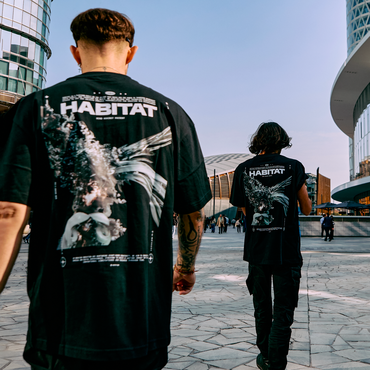 'METAFLORA III' PRINTED TEE